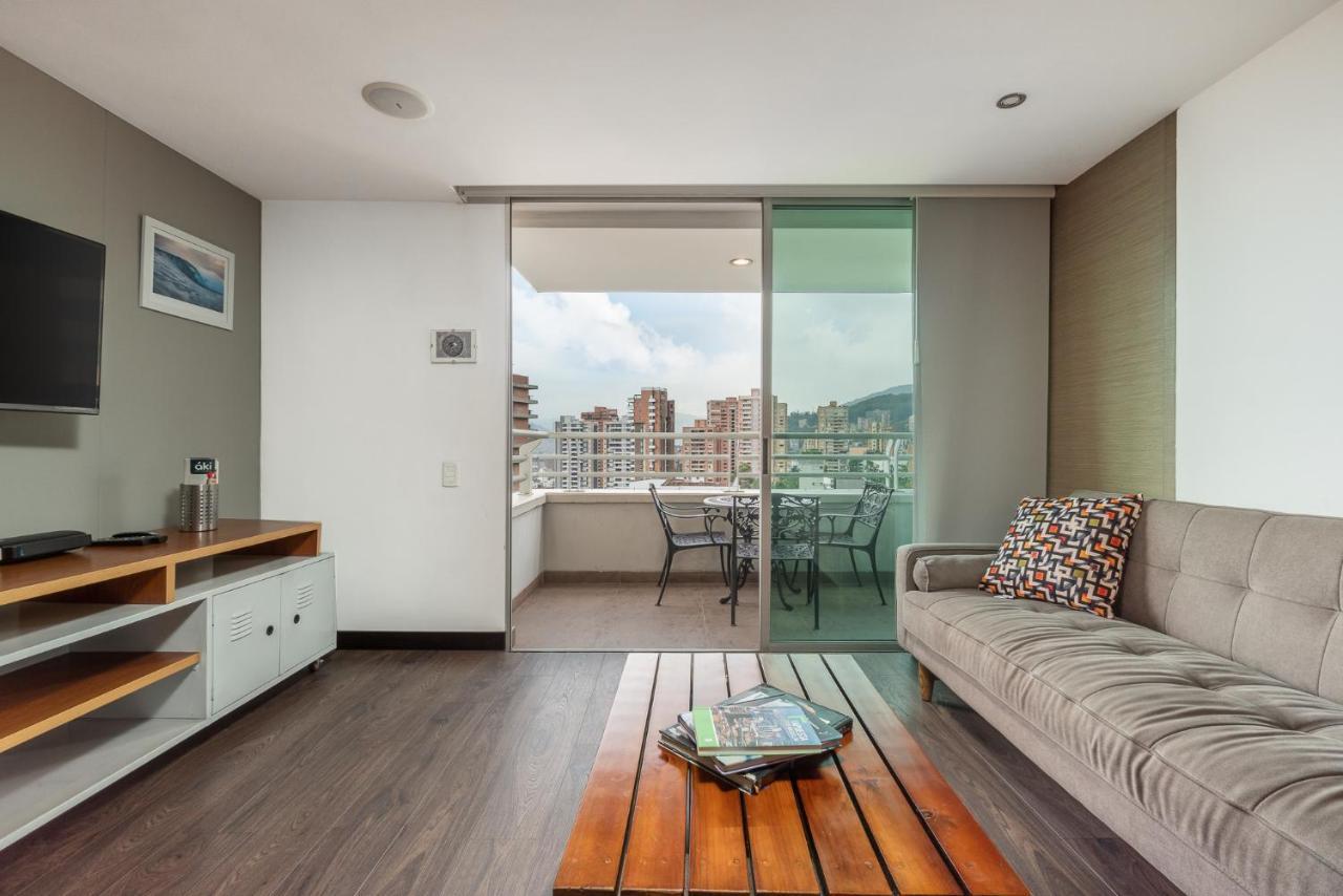 Apartamentos Poblado Alejandria By Housy Host Medellín Eksteriør billede