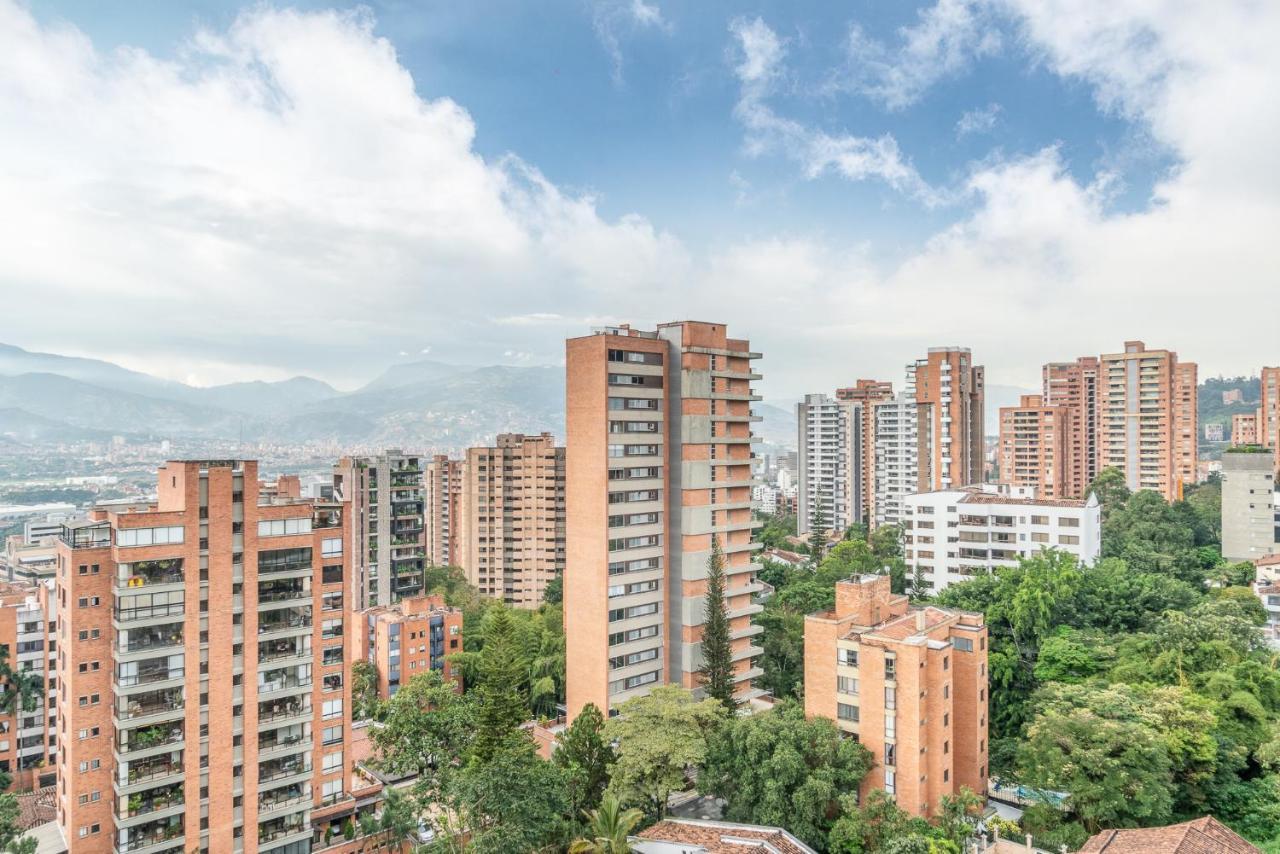 Apartamentos Poblado Alejandria By Housy Host Medellín Eksteriør billede