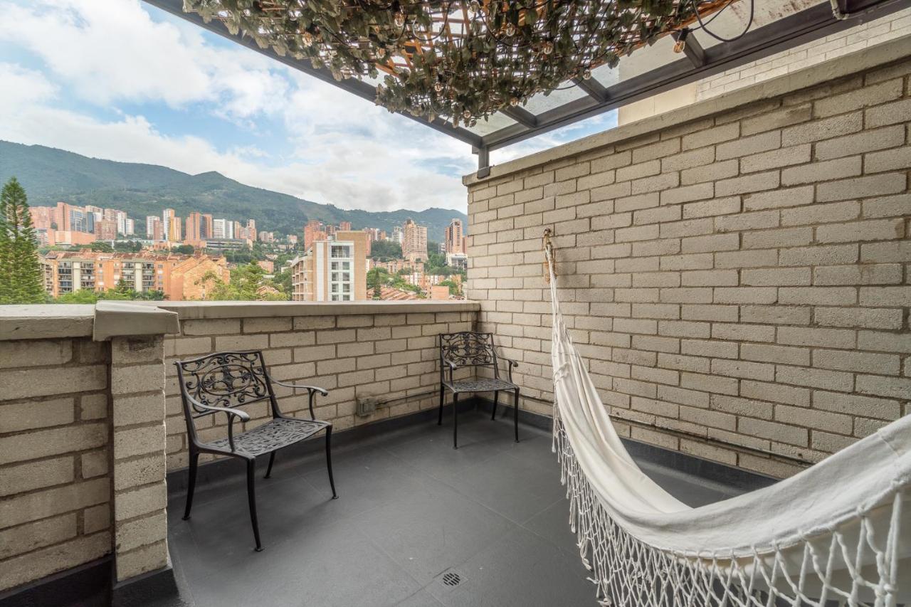 Apartamentos Poblado Alejandria By Housy Host Medellín Eksteriør billede