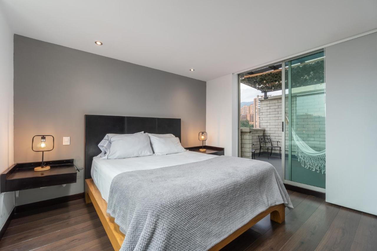 Apartamentos Poblado Alejandria By Housy Host Medellín Eksteriør billede