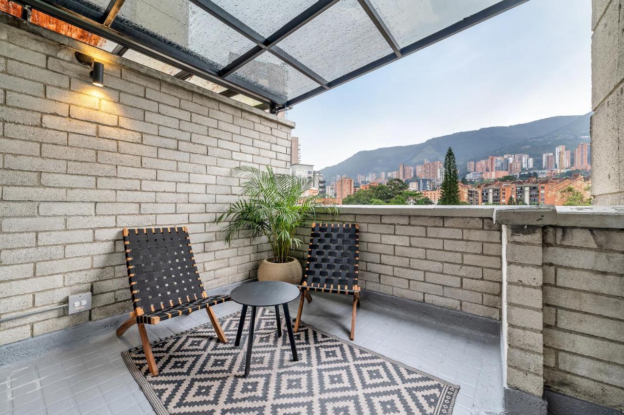 Apartamentos Poblado Alejandria By Housy Host Medellín Eksteriør billede