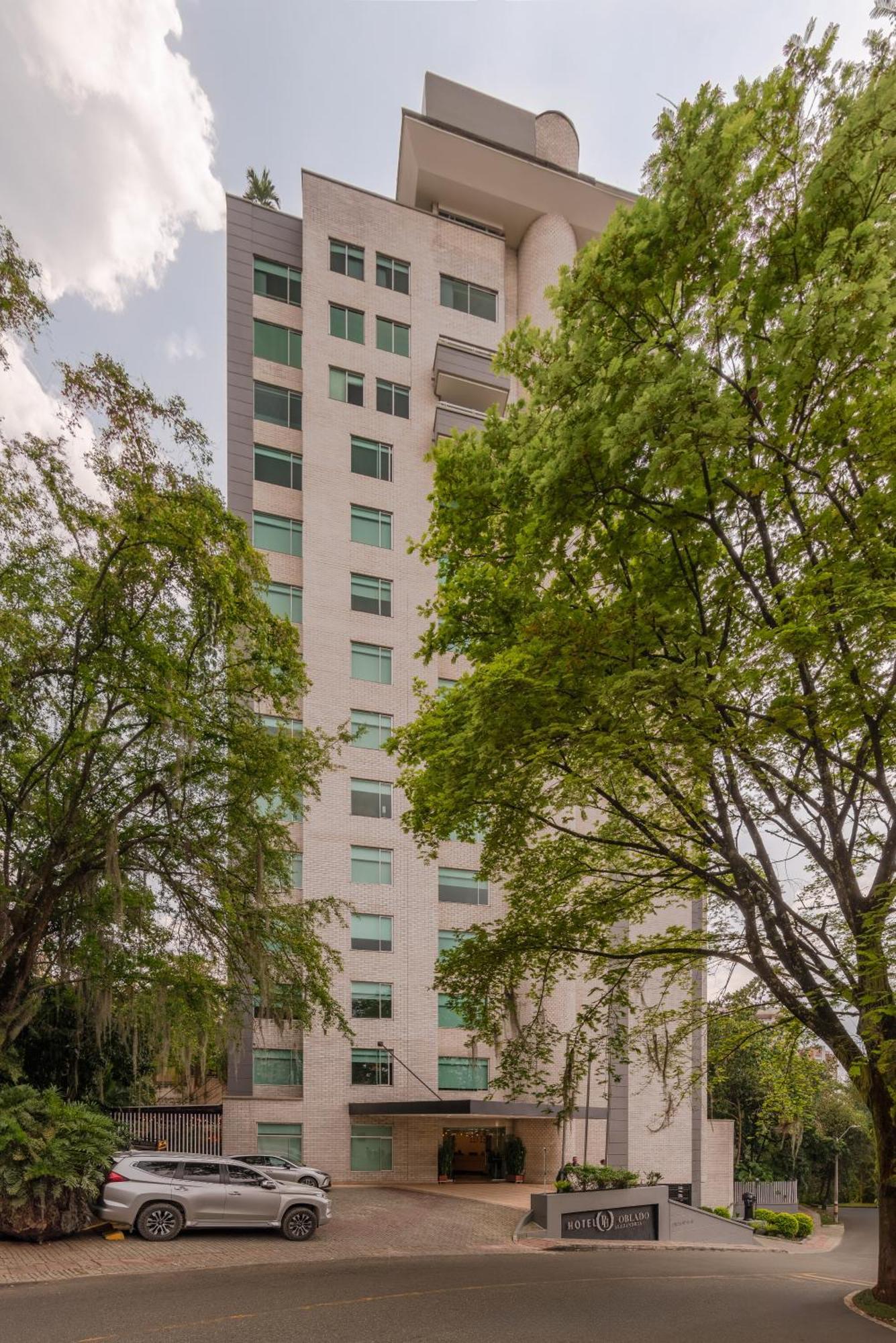 Apartamentos Poblado Alejandria By Housy Host Medellín Eksteriør billede