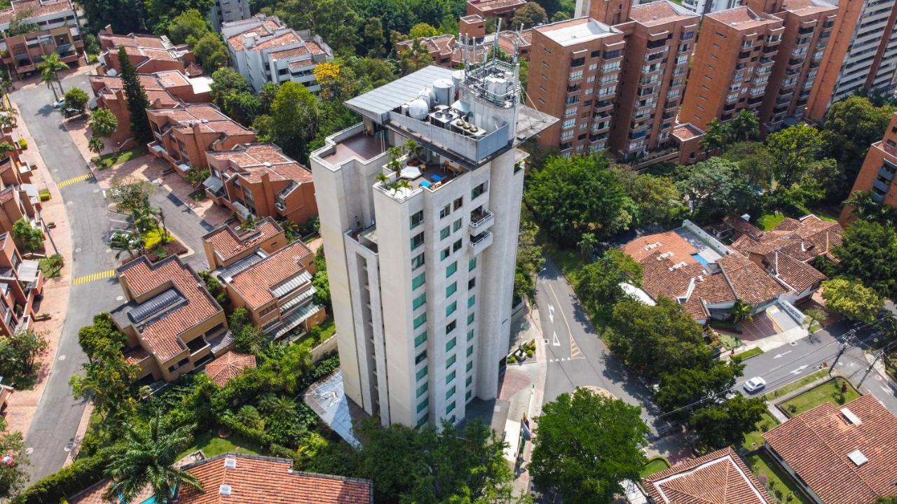 Apartamentos Poblado Alejandria By Housy Host Medellín Eksteriør billede